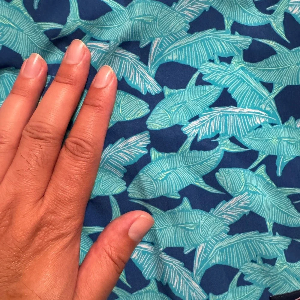 Vineyard Vines Board Shorts Mens 2XB Blue Full Graphic Leafs Fishes Floral Beach
